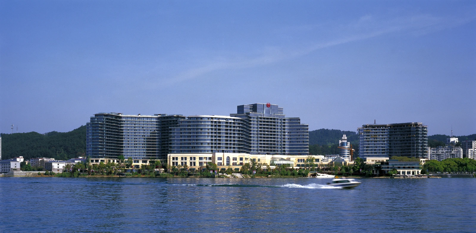 绿城 · 千岛湖喜来登酒店1.webp