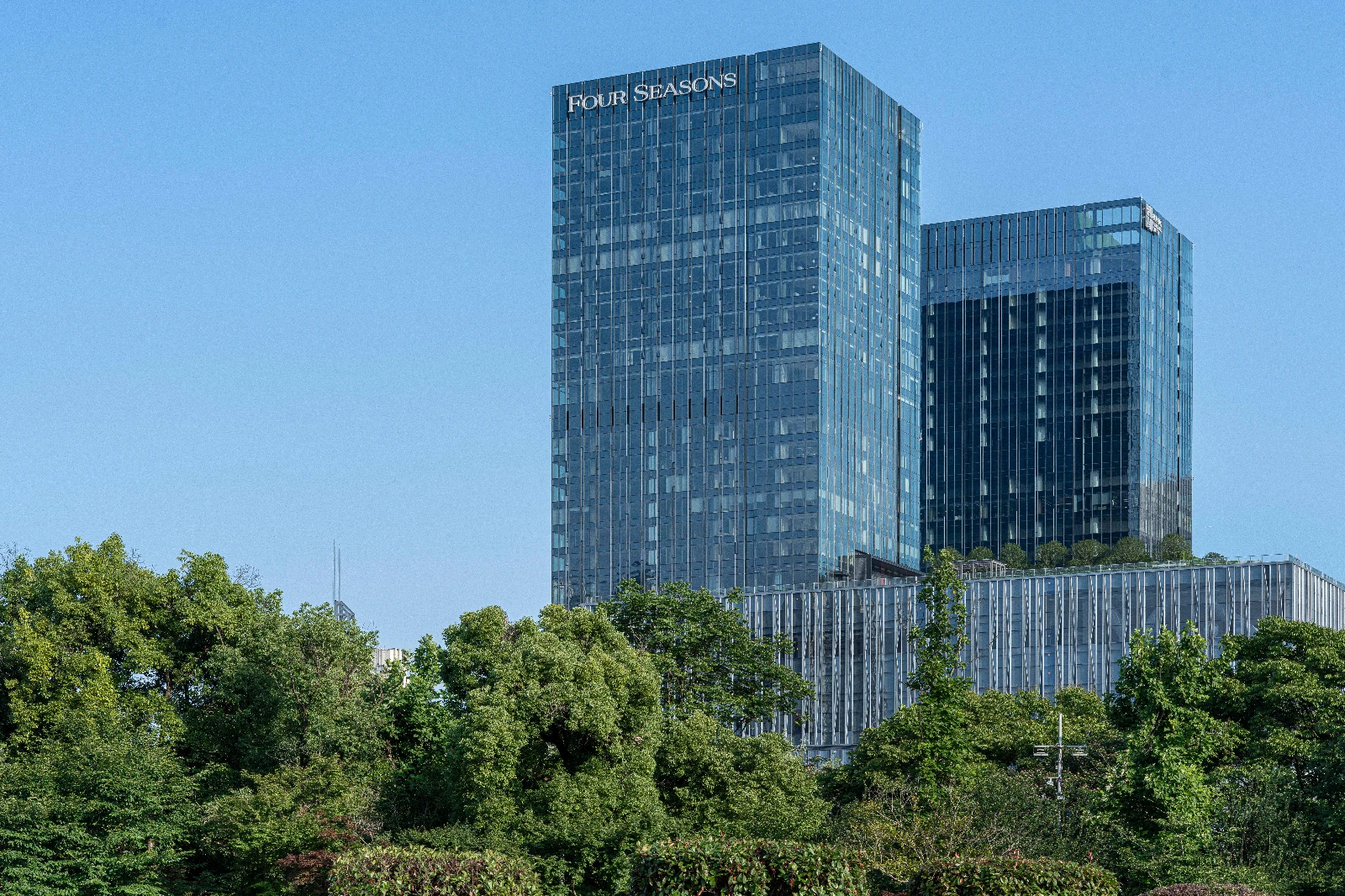 Facade-外观图-5.webp